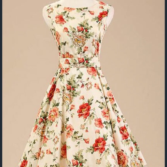 Floral vintage style dress - Picture 2 of 7